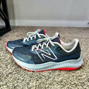 New Balance Dynasoft Nitrel V5 Women’s Size 9.5 Trail Running Shoes Navy Blue